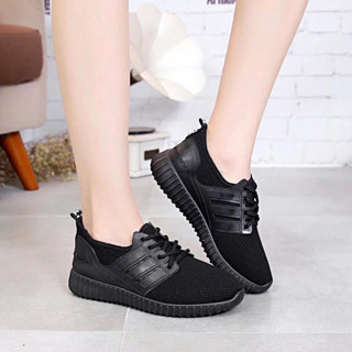 Mavis fashion (มาใหม่ ）รองเท้าผ้าใบ รองเท้าแฟชั่น รองเท้าผ้าใบผู้หญิง เสริมส้น 2. ซม.NO. M169 สีดำ พร้อมส่ง