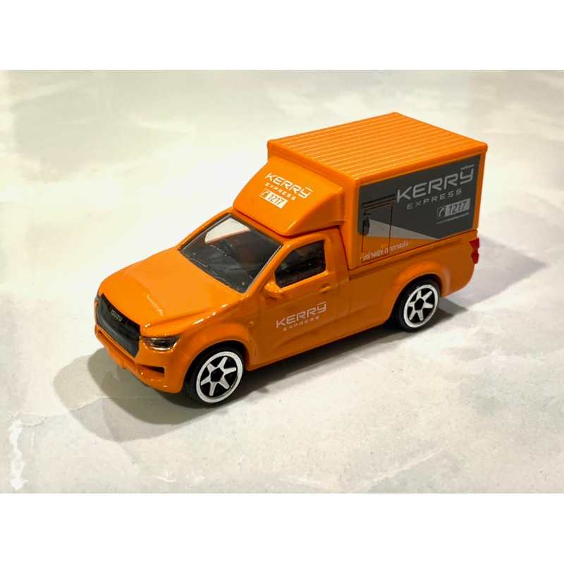 รถเหล็ก 1/64 isuzu kerry แบรน์ majorette (สินค้านอกแพ็ค)