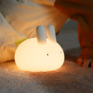 MUID LOBUNNY NIGHT LAMP เจ้ากระต่ายหูสั้น โคมไฟไร้สาย ตั้งเวลาได้ เปิด ปิด ระบบสัมผัส silicone พรีเมี่ยม