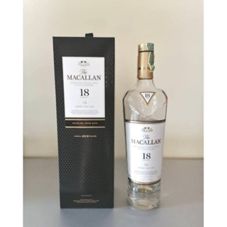 ชุดขวดพร้อมกล่อง Macallan 18 ปีสภาพสวย จุกแน่น