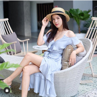 เดรสผูกเอว flat2112 Cinderella wrap dress สีฟ้า แท้