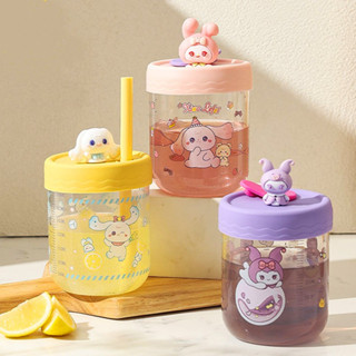 Sanrio 450ml แก้วกาแฟเย็น อเนกประสงค์ ฟางถ้วยแก้ว พร้อมหลอดดูด Cinnamoroll Kuromi Melody ลายการ์ตูนน่ารัก ป้องกันการลื่นไถล ทนทาน