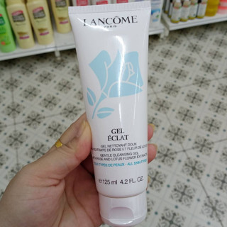 Lancome  gel eclat cleansing gel 125ml.👉สินค้ามีฉลากไทยผลิต2022/08