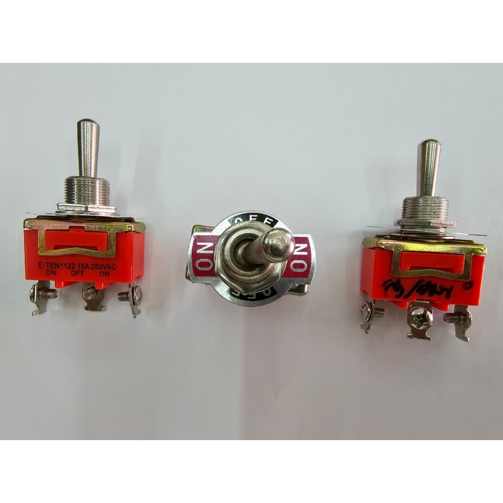 สวิชต์ เปิด-ปิด220 V แบบโยก ON-OFF-ON 3 ขา สีส้ม