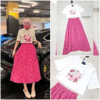 เซตเสื้อยืดและกระโปรงยาวพิมพ์ลายดอก (D139) Nannapat