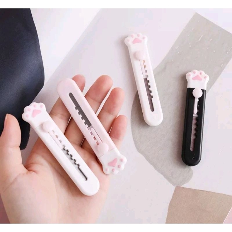 พร้อมส่ง คัตเตอร์ลายเท้าแมว น่ารักมาก