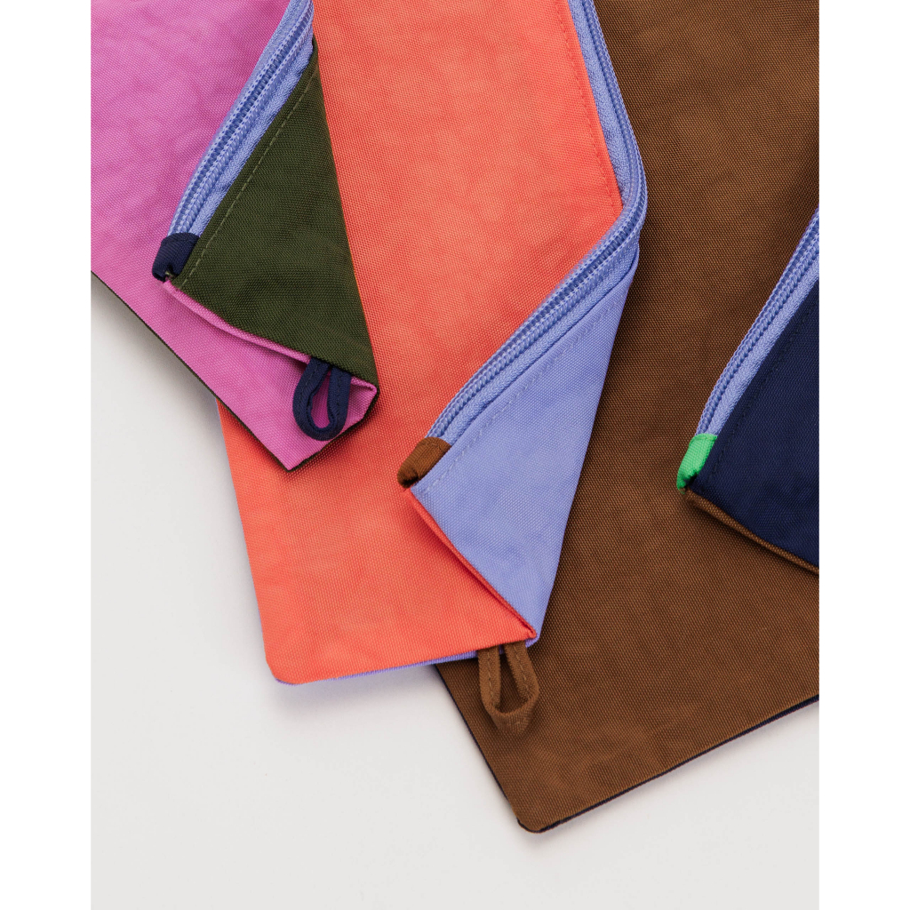 (พร้อมส่ง) BAGGU Flat Pouch Set กระเป๋าใส่ของอเนกประสงค์ เหมาะสำหรับใส่ของเดินทาง เซ็ทละ 3 ชิ้น จัดกระเป๋าเดินทางกระเป๋า