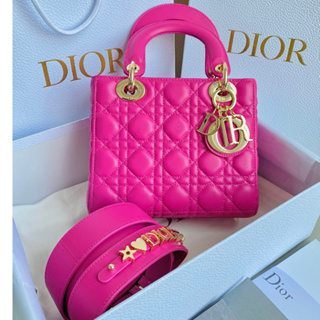 พรี​ ราคา10500 Dior 𝗟𝗮𝗱𝘆 หนังแกะ กระเป๋าสะพายข้าง กระเป๋าสะพาย กระเป๋าสะพาย20×16.5×8cm