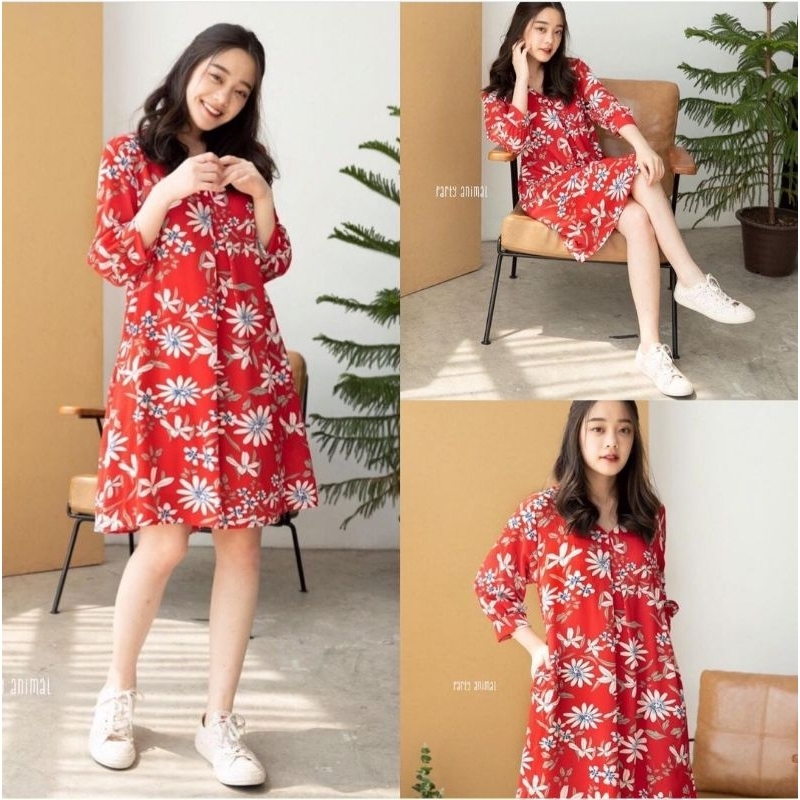 Party animal-ชุดเดรสคอวี แขนสามส่วน Used