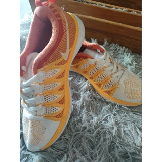 รองเท้าผ้าใบลำลอง nike เบอร์ 36.5 ยาว 23
