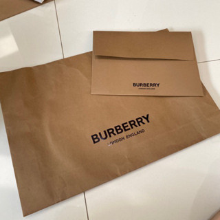 ซองกระดาษ burberry พร้อมซองใบเสร็จ ของแท้