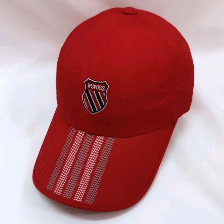 หมวก Kswiss ​sport ผ้าร่ม  มือสอง(สถานะ)​ สภาพมือ 1 ใหม่ 98 % ปรับสายได้