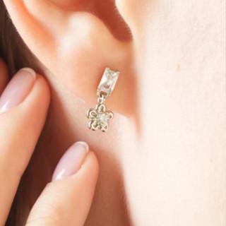 Lapaire l Blossom earring