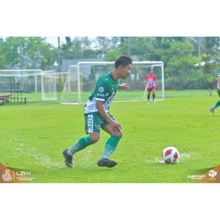 🏆ถุงเท้าฟุตบอลยาวพิเศษKsports เนื้อผ้านิ่มใส่สบายสนใจสั่งได้เลยครับ
