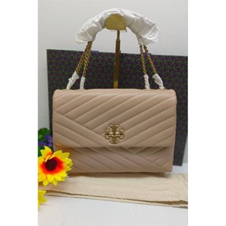 👜👜NEW TORY BURCH KIRA CHEVRON CONVERTIBLE SHOULDER BAGสีครีม ใบใหญ่คุ้มมากแม่