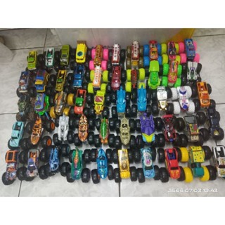 รถบิ๊กฟุต Hot Wheels ล้อยาง ชุดที่ 15