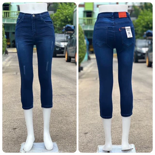 กางเกงยีนส์ 5 ส่วน (ซิป) รัดรูป ยืดได้พอสมควร ทรงสวย ใส่สบาย *ขนาดที่แจ้งเป็นขนาดหลังยืดตึงสุด*