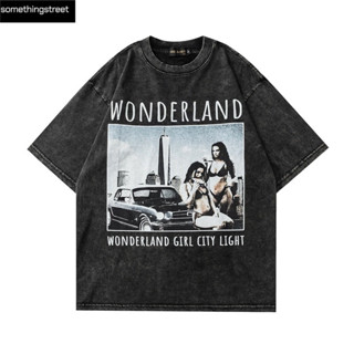 เสื้อยืดผู้ชายโอเวอร์ไซส์ wonderland เสื้อy2k เสื้อมินิมอล เสื้ออปป้า เกาหลี