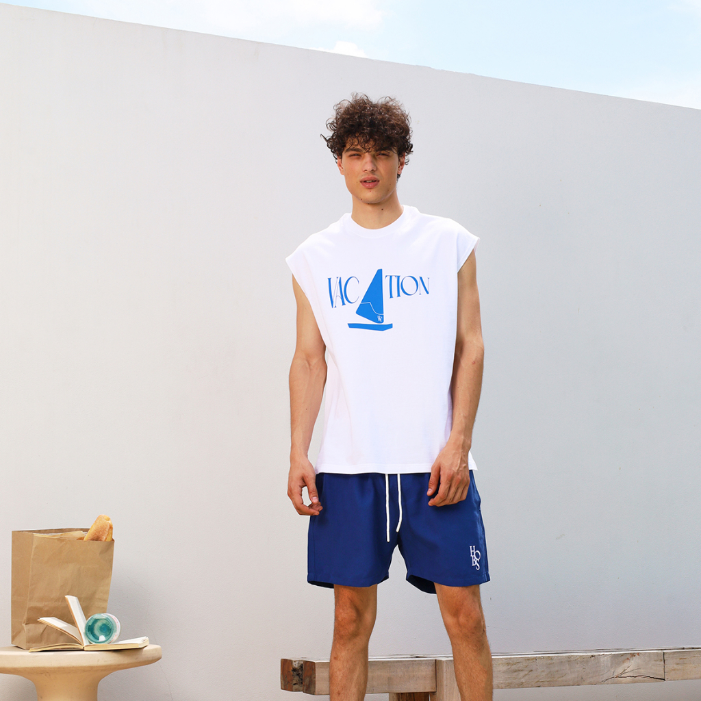 Vacation Sleeveless T-shirt HOB STUDIOS