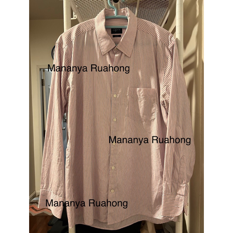 ส่งต่อเสื้อเชิ้ตแขนยาวผู้ชาย Sfare สีชมพูอ่อน ลายทางน้ำเงิน ไซส์ L อก 42 ความยาวเสื้อ 28 ผ้าดีมาก ❌ง