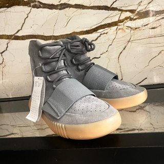 รองเท้า adidas Yeezy Boost 750 ของแท้ ของใหม่ ไม่เคยใช้งาน