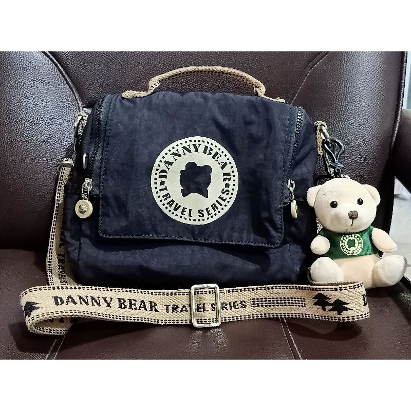 กระเป๋าสะพายข้าง Danny bear