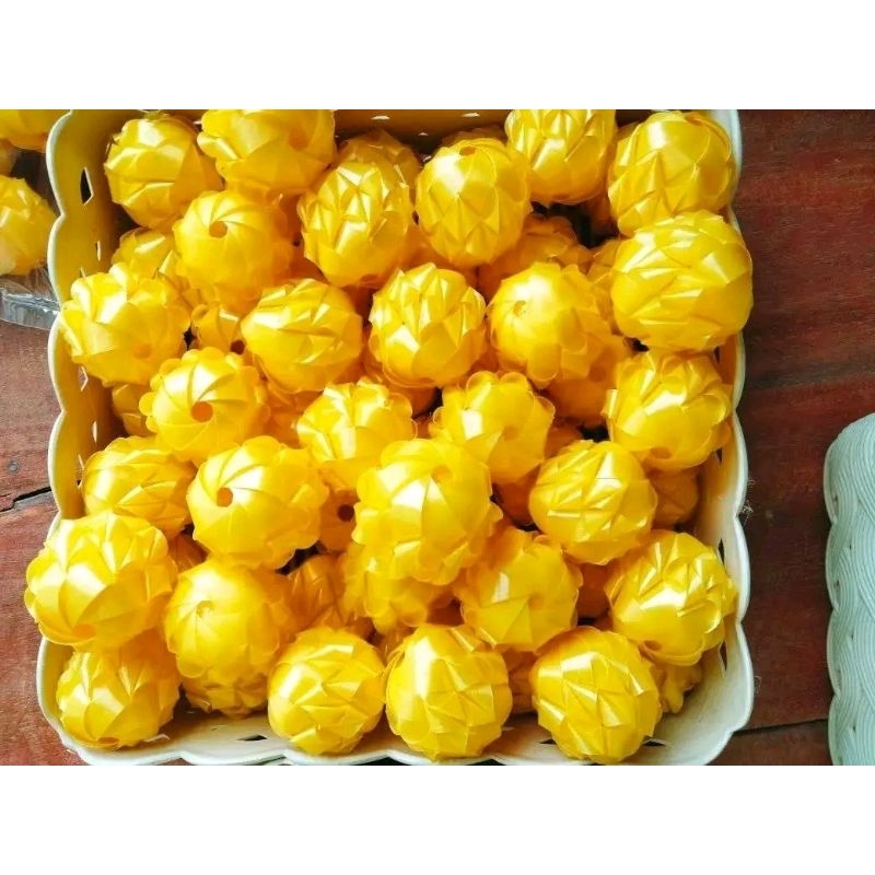 เหรียญโปรยทานสับปะรดภูแล(ตัวเปล่า 100 ชิ้น)