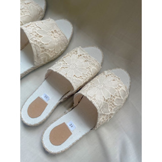 รองแตะเปิดปลายนิ้ว ลายลูกไม้ Espadrilles Sandals-Lace Handmade