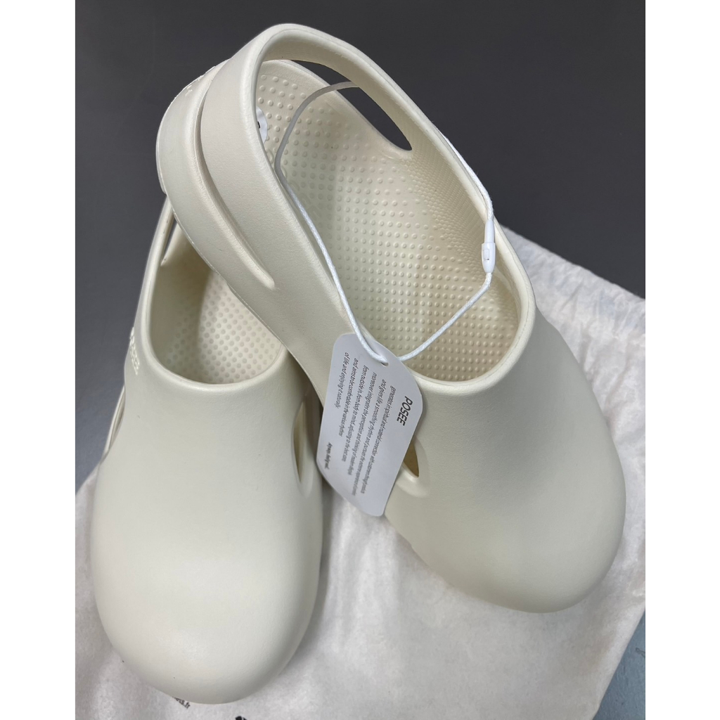 Posee Mae Cloud รองเท้าหัวโต รัดส้นหัวโต ขนาด 39/40