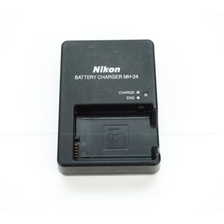 แท่นชาร์จกล้อง Nikon MH-24 แท้ มือ 2 EN-EL14 EN-EL14a For D3100 D3200 D3300 D5100 D5200