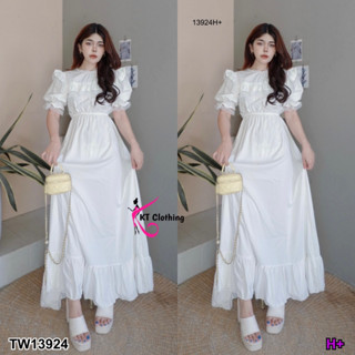 MF13924🍓 Maxi Dress เดรสยาวแขนดอลลี่ รอบตัวเสื้อแต่งลูกไม้ กระดุมคอหลัง ผ้าไหมอิตาลี่ ชายระบาย พร้อมส่ง