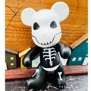 Bearbrick เป็นผี สภาพดี