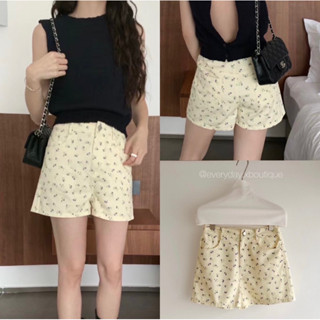 NEW• TIPPY SHORTS🪻☀️ (S,M 590฿ฟรีส่ง) กางเกงขาสั้น เอวสูง ผ้าเนื้อดีมาก พิมพ์ลายดอกทั้งตัว โทนสีน่ารักสุดๆ in by in