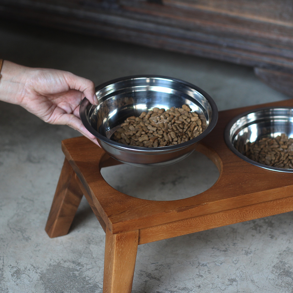 SiamMandalay Pet Bowl with Wooden Stand ชามอาหารสัตว์เลี้ยง ฐานไม้ ที่วางชามอาหารหมาแมว แบบคู่ 2 หลุม