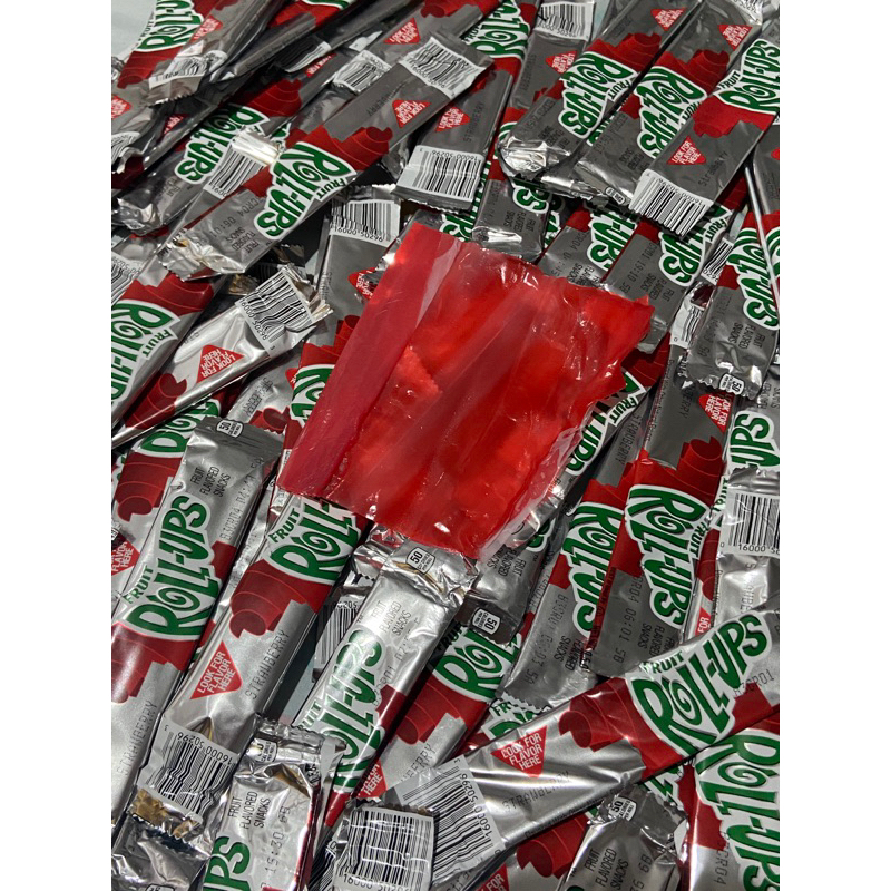 พร้อมส่ง Fruit roll ups ราคาต่อชิ้น‼️14กรัม