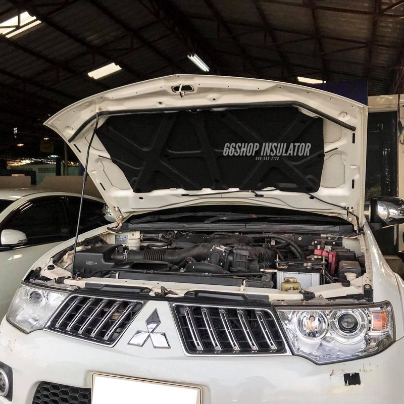 แผ่นกันความร้อนฝากระโปรง TRITON / PAJERO 2005-2010 [แถมกิ๊บยึดติดตั้ง]