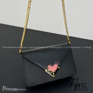 Pra-da Envelope / Pra-da Triangle Logo Envelope Flap Crossbody Bag / Pra-da Saffiano leather shoulder bag พร้อมส่ง