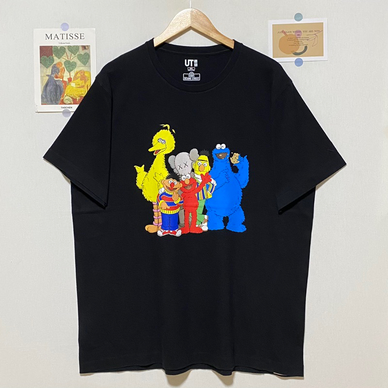 Uniqlo UT x KAWS x SESAME STREET