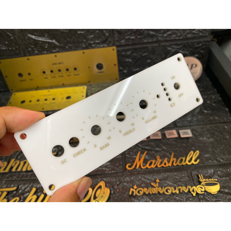 เพลท ตู้ลำโพง แอมป์เขียว   2×20W ขนาด 15x5 ซม. (สต๊อกเวล 2)