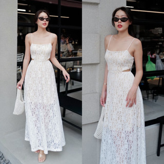 Maxi varentier dress เดรสยาวลายลูกไม้ ดีเทลสายเดี่ยว โชว์หลังเว้าเอวเก๋ๆ By Intuon