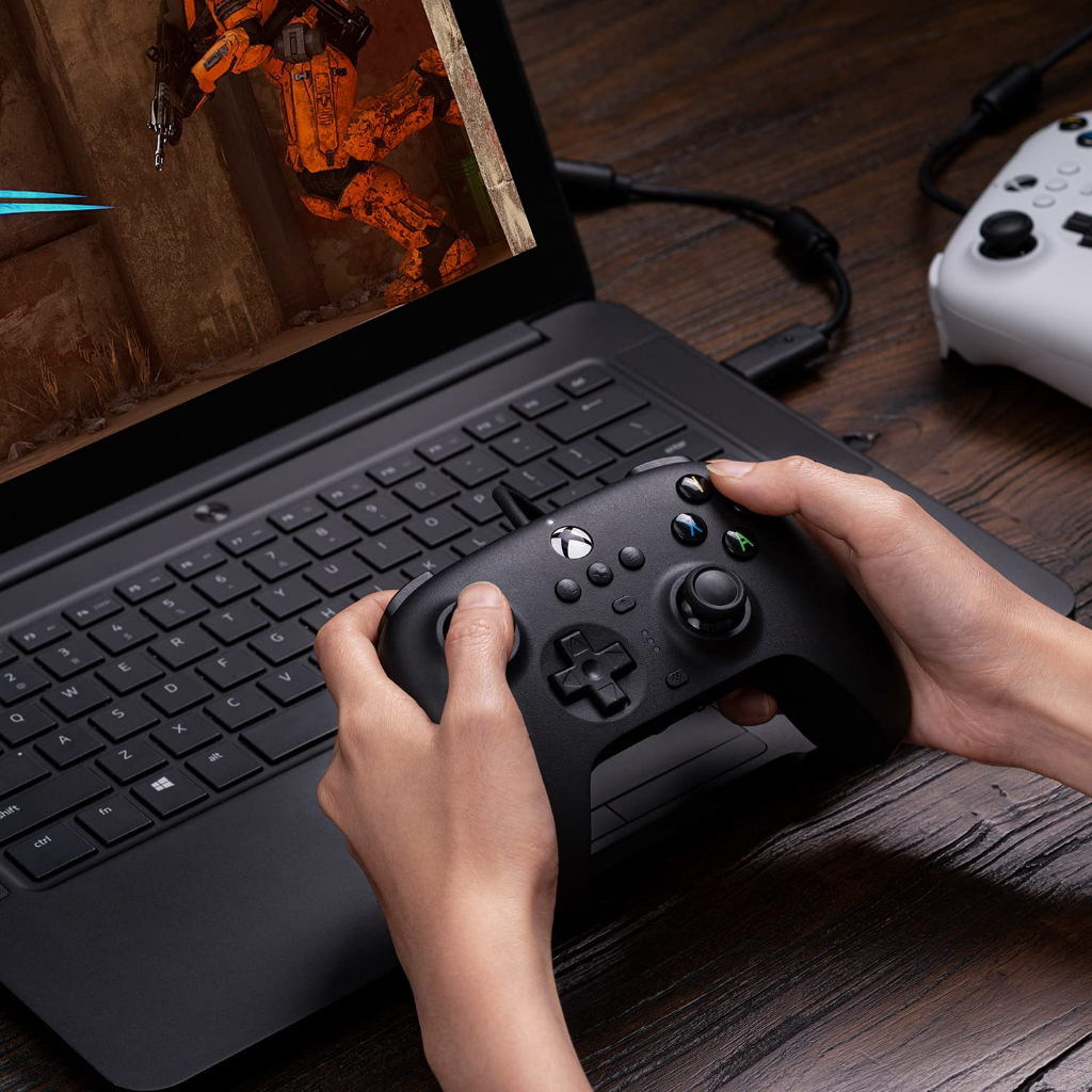 8BitDo Ultimate Wired Controller for Xbox, Windows (จอย xbox มีสาย)(Xbox Controller)(จอยPc)(Model:82CE)