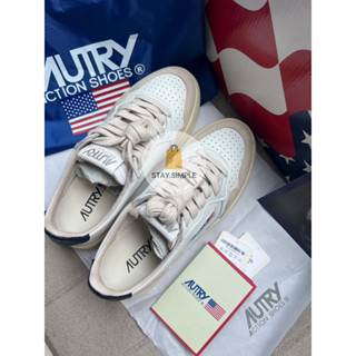 🔥พร้อมส่ง!🔥 ขายเท!! AUTRY Medalist Low Leather/Suede Sneaker White/Blue Size36 ของแท้100% มั่นใจได้