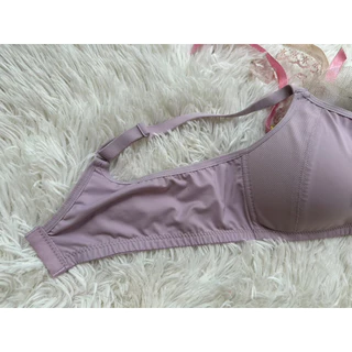 ชุดชั้นในทรงสปอร์ต (ขนาด 36-42 )ยี่ห้อNo’s bra no.3281 คัพA ไร้โครง ฟองบาง บังทรง ผ้าดีมาก