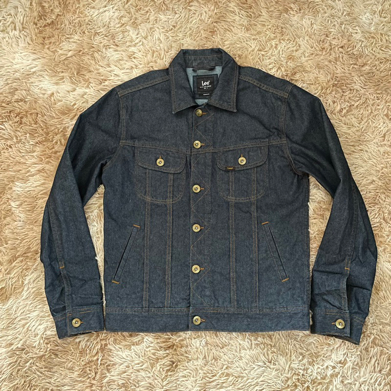 [ส่งต่อ] เสื้อแจ็คเก็ตยีนส์ Lee ของแท้