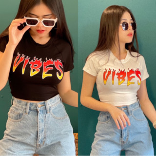 ( เข้าใหม่ ) เสื้อครอปแขนสั้น Vibes  ( พร้อมส่ง )