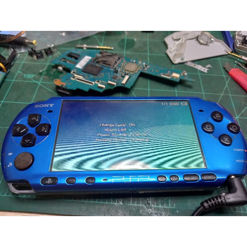 รับซ่อม psp 1000 , 2000 , 3000 / psp go