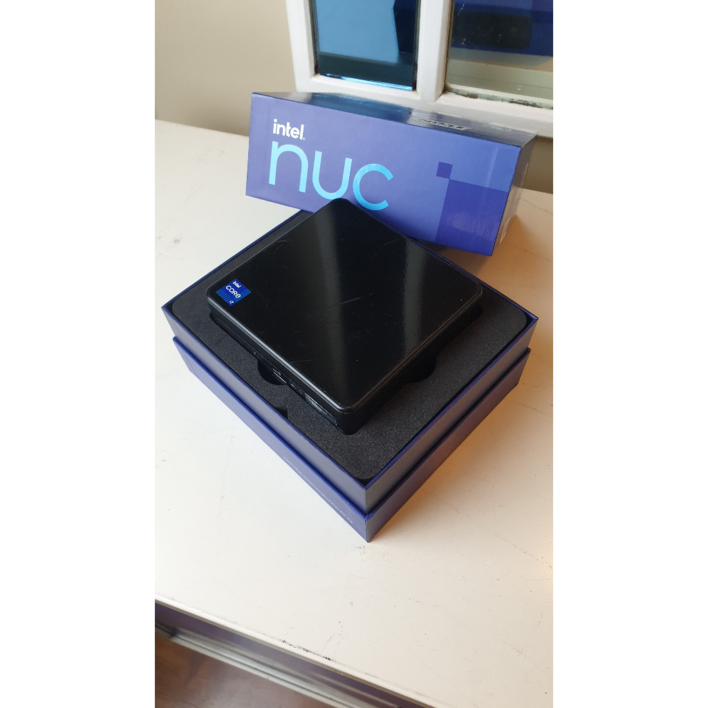 intel NUC 11 i7 mini PC NUC11PAHi7 สินค้ายังไม่ผ่านการใช้งาน