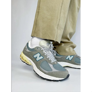 New Balance NB 2002R Grayish green ของแท้ 100 % sneakers Running shoes style man Woman