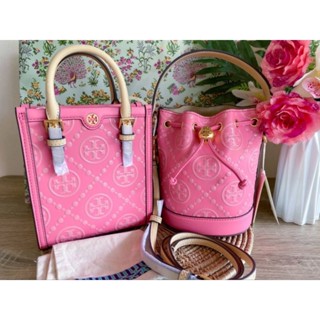 💖💖💖👜💐NEW TORY BURCH T MONOGRAM CONTRAST EMBOSSED MINI TOTE
PINK FLUORITE MULTI 

น้องสีชมพูหนังเงา