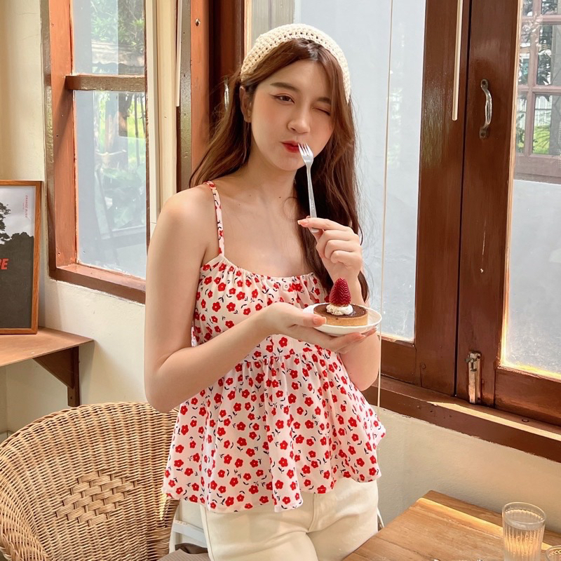 Camilla top เสื้อสีขาวลายดอกไม้แดงผูกหลัง จากร้าน anythingelse.xoxo